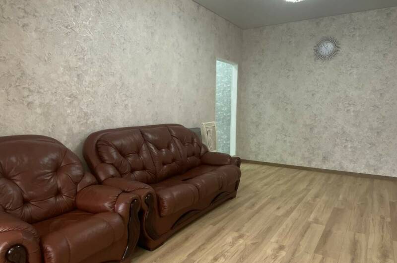 Трехкомнатные апартаменты на Абазгаа