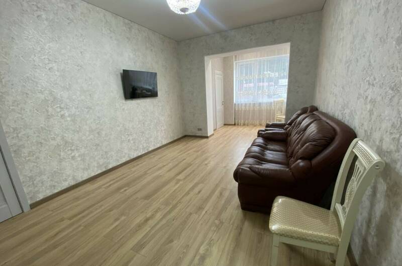 Трехкомнатные апартаменты на Абазгаа