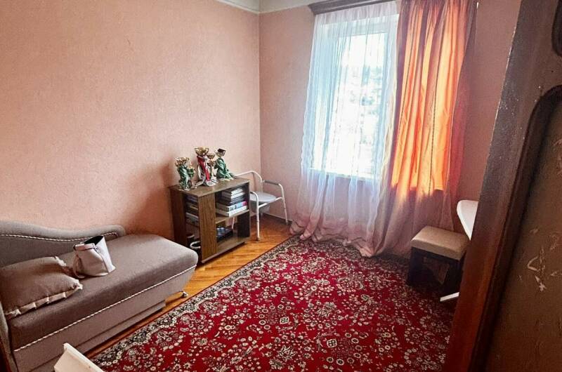 Четырехкомнатная квартира на турбазе