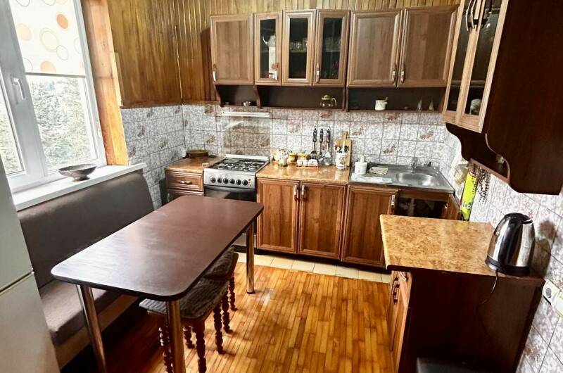 Четырехкомнатная квартира на турбазе