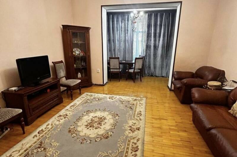 Трёхкомнатная квартира на турбазе