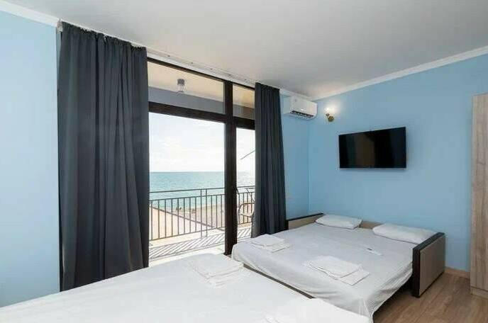 Дом «Лагуна»