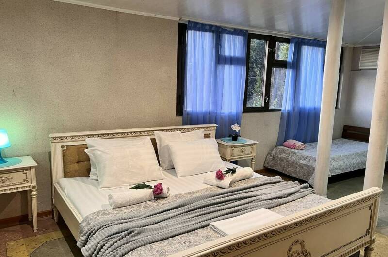 Коттеджный комплекс «На время в раю»