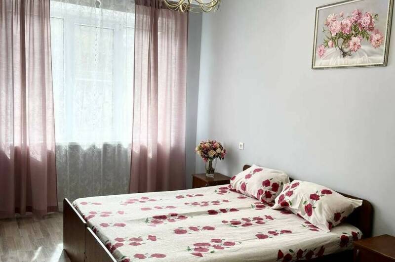 Трёхкомнатная квартира на Абазгаа