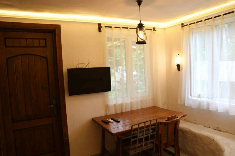 Отдельный дом в тихом месте недалеко от центра