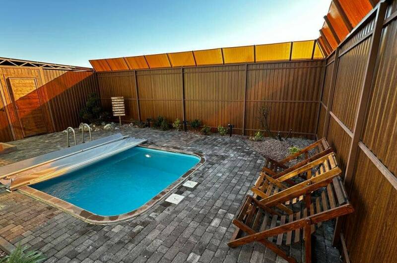 Дом под ключ с бассейном