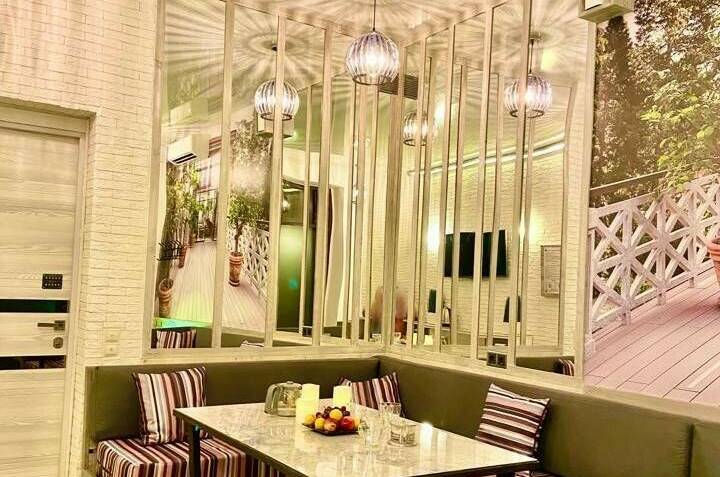 Коттедж с бассейном и баней у моря