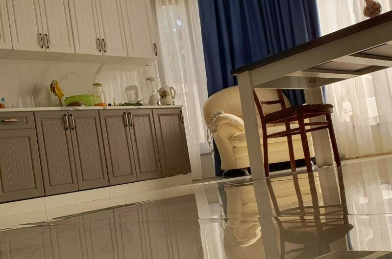 Дом под ключ (без хозяев)