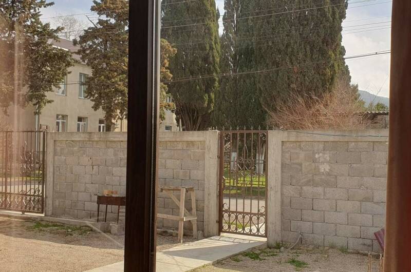 Дом под ключ (без хозяев)