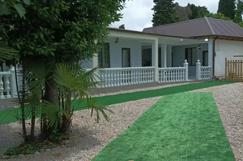 Hotel «Grass»